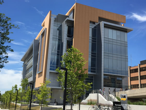 Milwaukee Wall Systems Installer